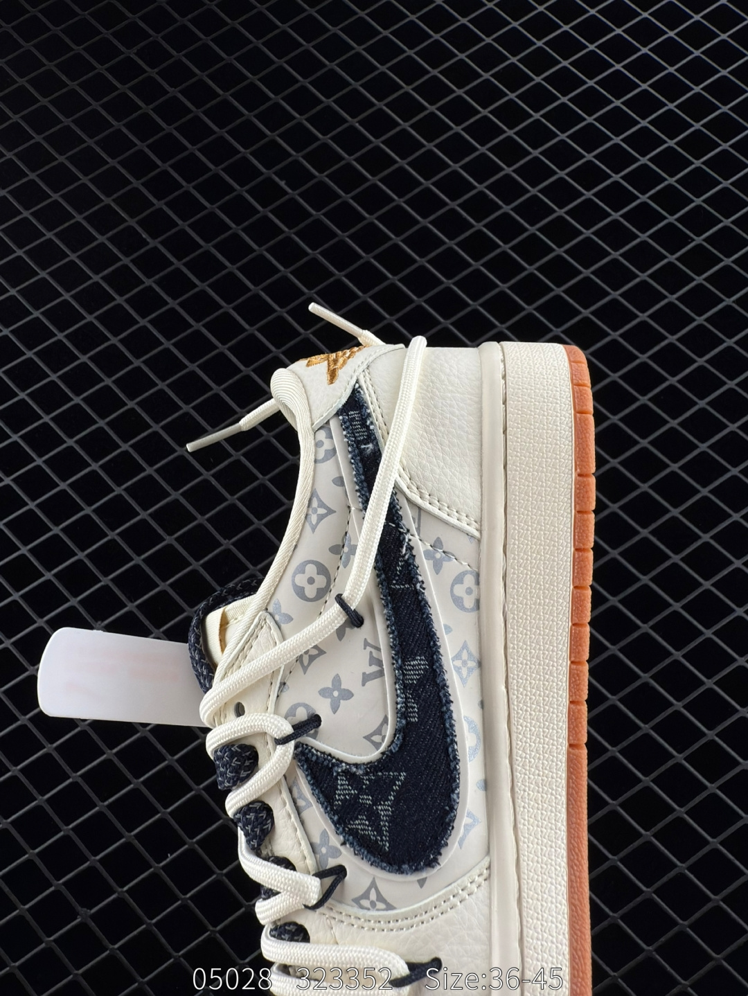 Travis Scott x Air Jordan 1 ” Reverse Mocha “